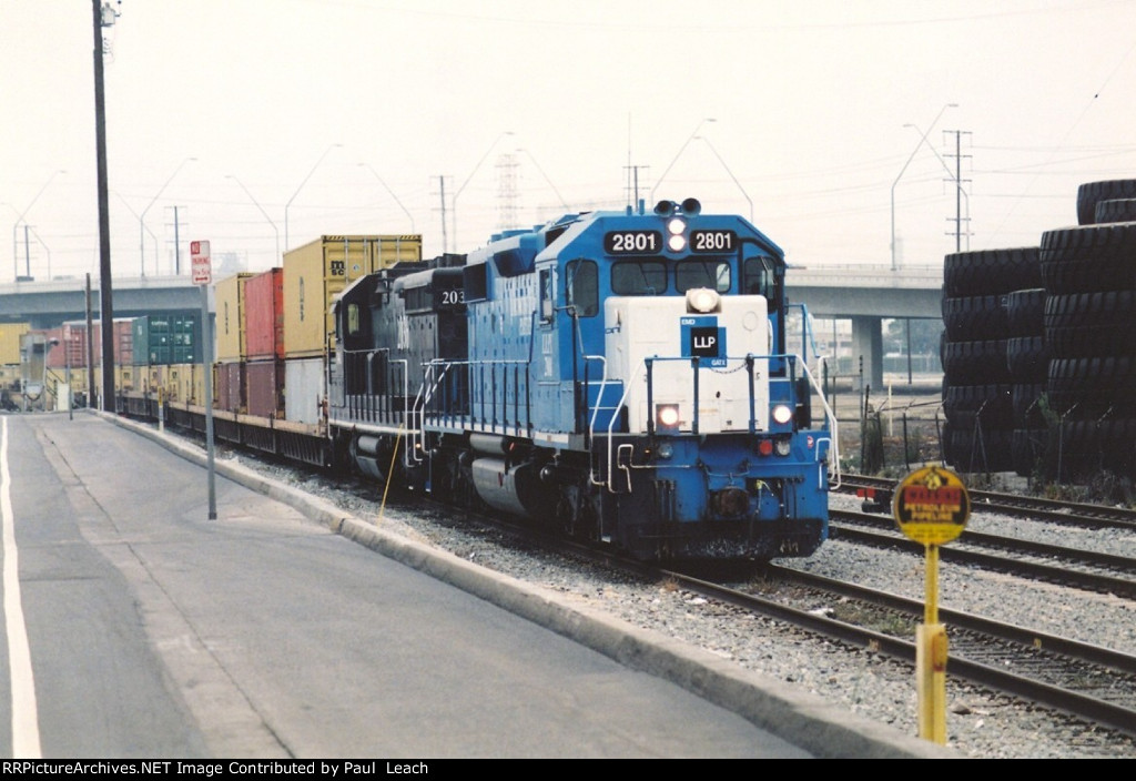 Stack train eases east to the port